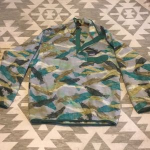 Patagonia synchilla fish print